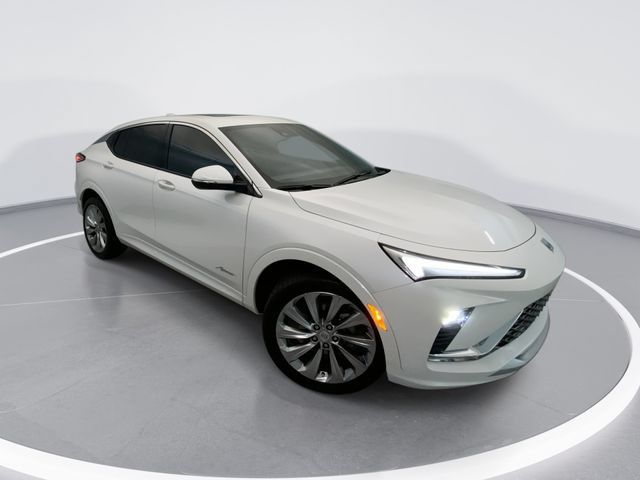 Used 2024 Buick Envista Avenir FWD image 1
