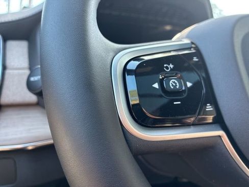 New 2026 Volvo XC90 B6 Plus w/ Protection Package Premier AWD/4WD image 29