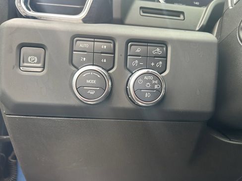 Used 2024 GMC Sierra 1500 Denali AWD/4WD image 21