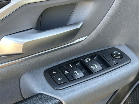 Used 2020 RAM 1500 Big Horn image 24