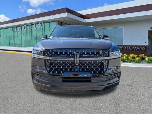 New 2025 Lincoln Navigator Black Label image 9