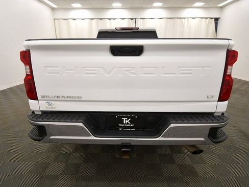 Used 2024 Chevrolet Silverado 2500 LT w/ Convenience Package image 6