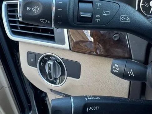 Used 2013 Mercedes-Benz ML 350 ML 350 4MATIC Sport Utility 4D image 47