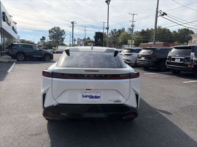Certified 2024 Lexus RZ 450e Premium w/ Technology Package AWD/4WD image 4