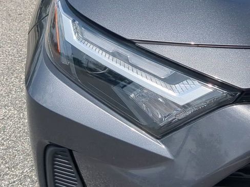 Certified 2024 Toyota RAV4 LE AWD/4WD image 10