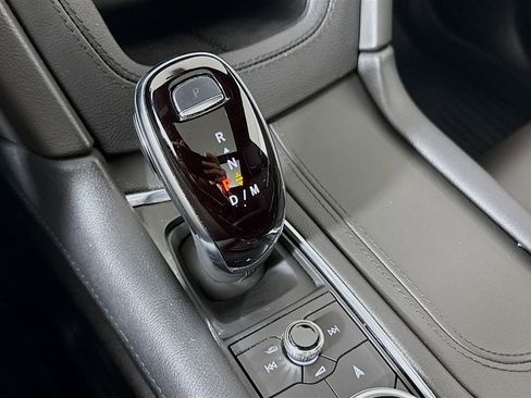 Certified 2025 Cadillac XT5 Premium Luxury w/ Technology Package image 17