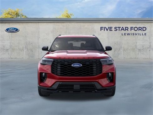 New 2026 Ford Explorer ST-Line image 2