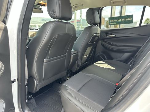 Certified 2023 Buick Encore GX Preferred w/ Cold Weather Comfort Package AWD/4WD image 17