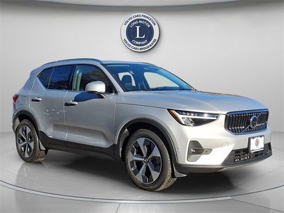 Certified 2025 Volvo XC40 B5 Plus