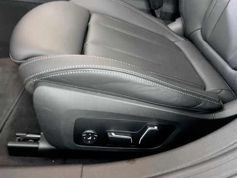 Used 2025 BMW i4 xDrive40i image 14