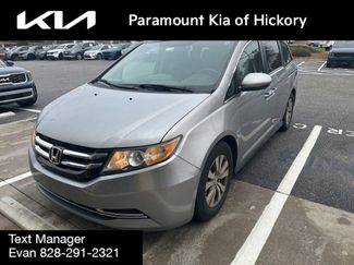 Used 2017 Honda Odyssey SE video 1