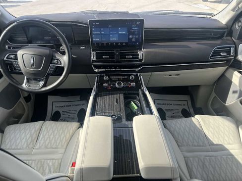 Used 2023 Lincoln Navigator Black Label image 20