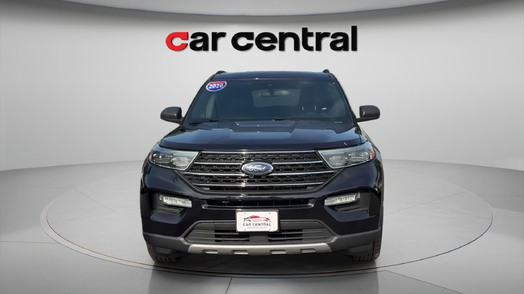 Used 2020 Ford Explorer XLT w/ Equipment Group 202A AWD/4WD image 8
