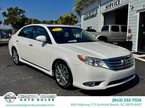 Used 2011 Toyota Avalon Limited FWD image 1