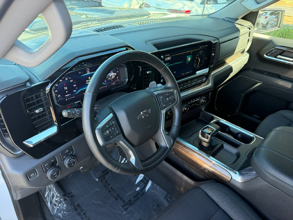 Used 2023 Chevrolet Silverado 1500 LT Trail Boss w/ Protection Package AWD/4WD image 16