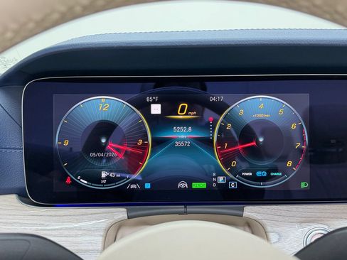Used 2021 Mercedes-Benz E 450 Cabriolet image 83