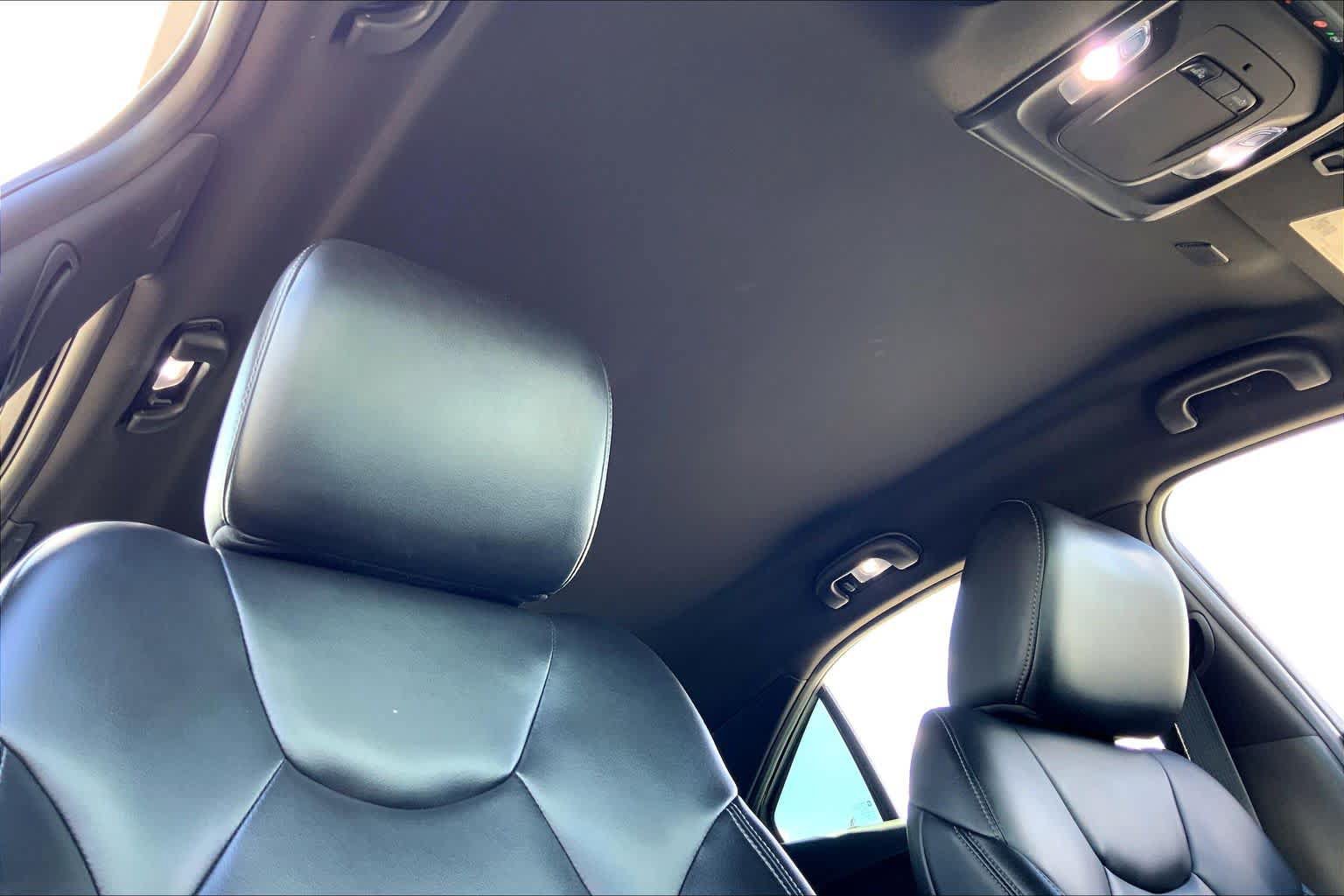 Used 2022 Cadillac CT4 Luxury RWD image 14