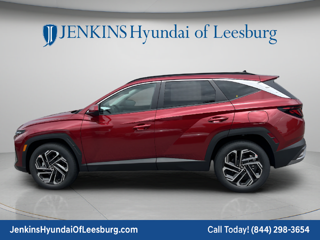 Certified 2025 Hyundai Tucson Limited AWD/4WD image 9