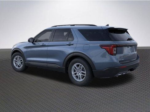 New 2026 Ford Explorer Active w/ Active Comfort Package RWD image 4