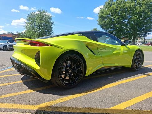 Used 2025 Lotus Emira RWD image 5