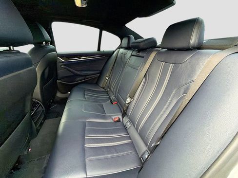 Used 2019 BMW 530i 530i w/ Convenience Package image 21