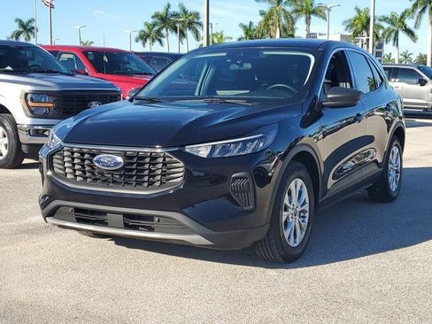 Certified 2023 Ford Escape Active w/ Tech Pack #1 image 3