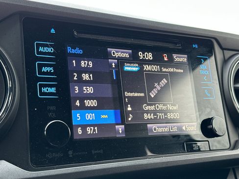 Used 2019 Toyota Tacoma TRD Off-Road image 16