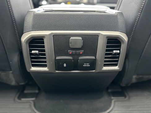 Certified 2022 Ford F350 Platinum w/ FX4 Off-Road Package image 21