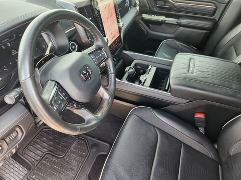 Used 2025 RAM 1500 Limited AWD/4WD image 15