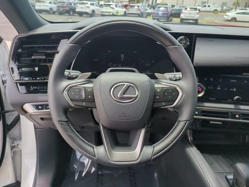 Used 2025 Lexus RX 350 w/ Convenience Package AWD/4WD image 18