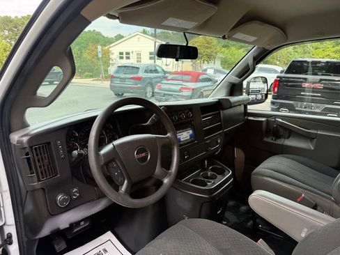 Used 2021 GMC Savana 2500 w/ Driver Convenience Package RWD image 17