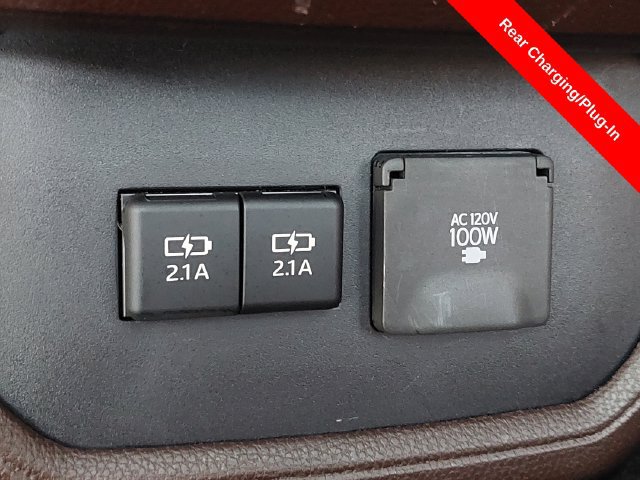 Certified 2020 Toyota Highlander Platinum AWD/4WD image 36