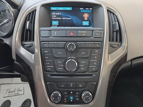 Used 2014 Buick Verano image 18