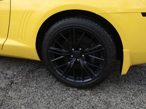 Used 2010 Chevrolet Camaro SS w/ RS Package image 12