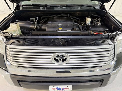 Used 2016 Toyota Tundra Limited image 31