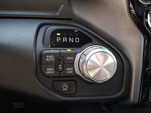 Used 2025 RAM 1500 Laramie image 11