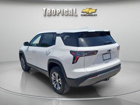 New 2026 Chevrolet Equinox LT w/ Convenience Package II FWD image 2