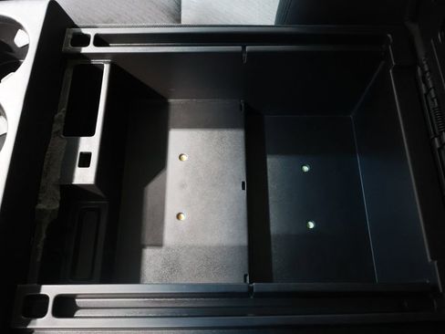 Used 2013 GMC Sierra 1500 SLE w/ Power Tech Package image 28