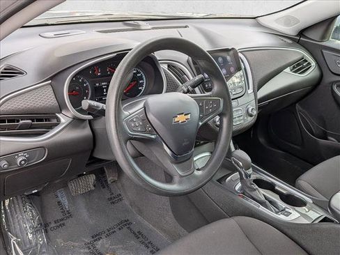 Used 2023 Chevrolet Malibu LT image 10