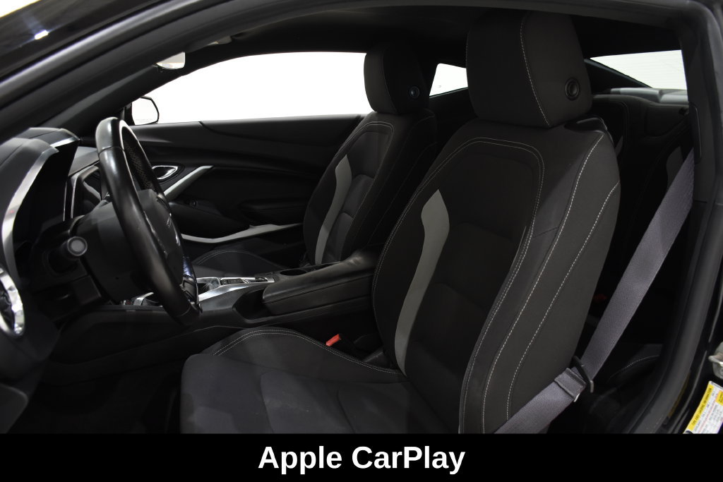 Used 2016 Chevrolet Camaro LT w/ Technology Package RWD image 21