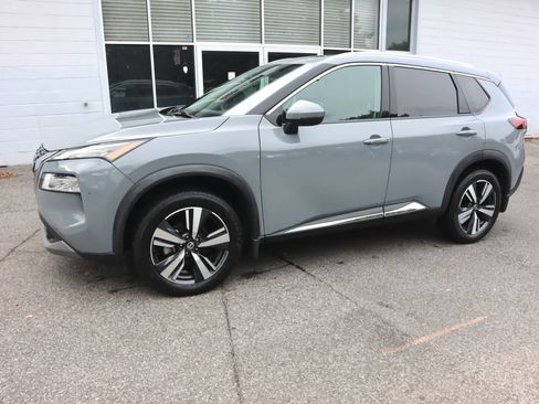 Used 2021 Nissan Rogue SL AWD/4WD image 4