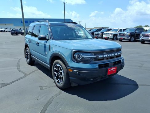 Used 2021 Ford Bronco Sport Big Bend w/ Big Bend Package AWD/4WD image 8