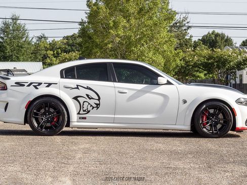 Used 2021 Dodge Charger SRT Hellcat w/ Harman/Kardon Audio Group RWD image 9