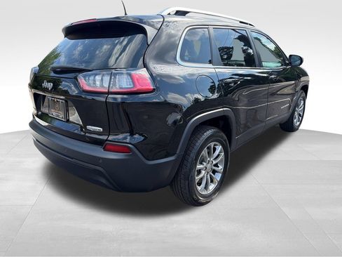 Used 2019 Jeep Cherokee Latitude Plus w/ Cold Weather Group AWD/4WD image 5
