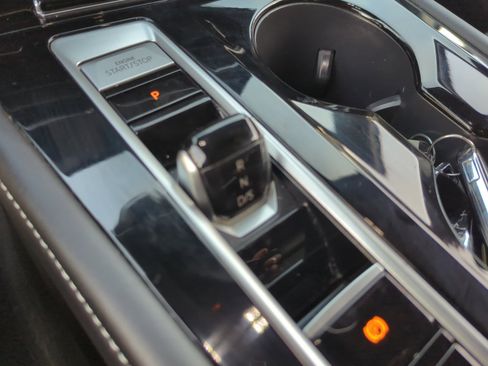 Certified 2024 Volkswagen Atlas Cross Sport SE image 15