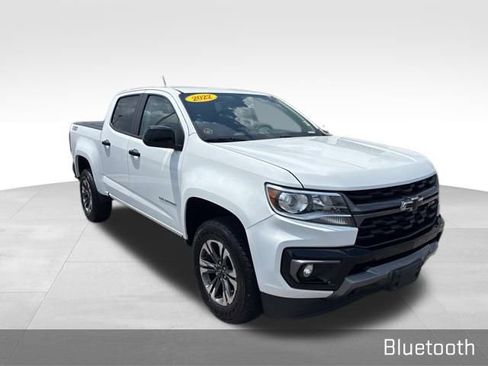 Used 2022 Chevrolet Colorado Z71 image 2