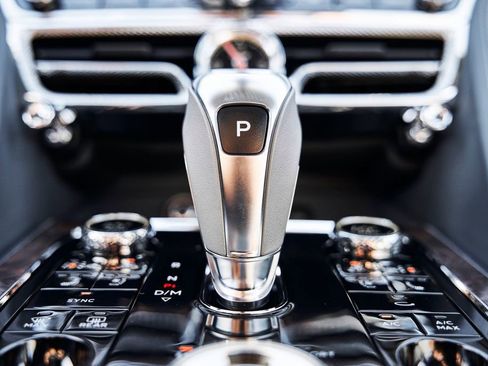 Used 2026 Bentley Flying Spur Plug-In Hybrid AWD/4WD image 69
