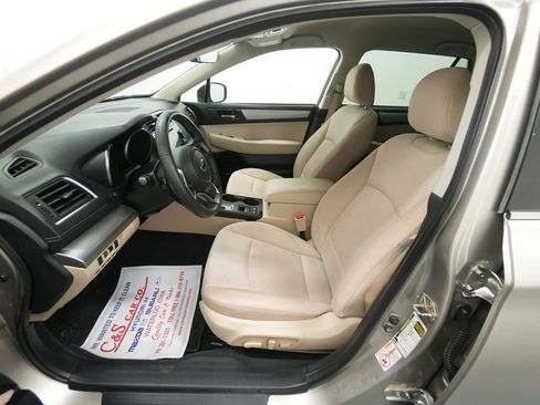Used 2019 Subaru Outback 2.5i Premium AWD/4WD image 14