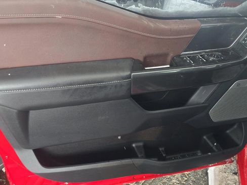 Used 2022 Ford F150 Lariat w/ Equipment Group 502A High image 9