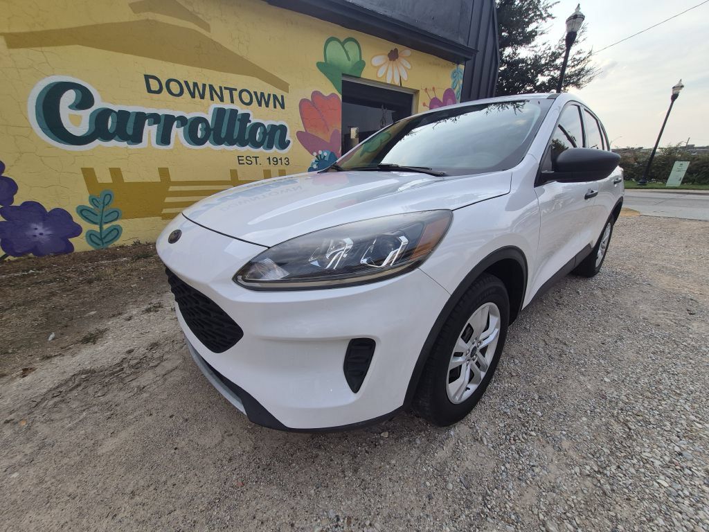 Used 2022 Ford Escape S AWD/4WD image 3